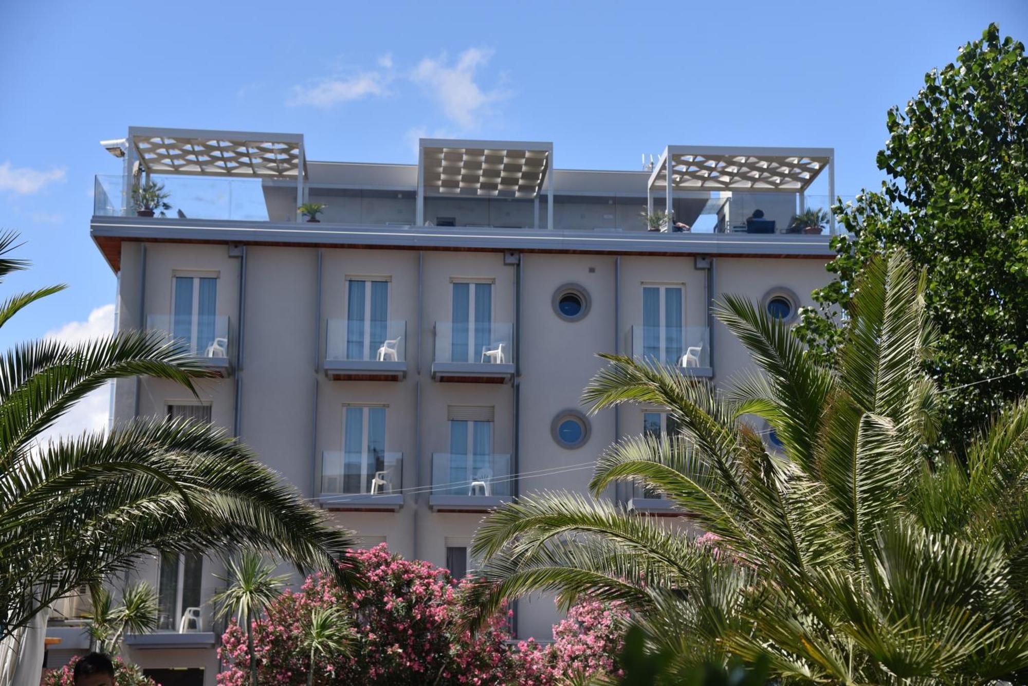 Hotel Felix Rimini Zewnętrze zdjęcie