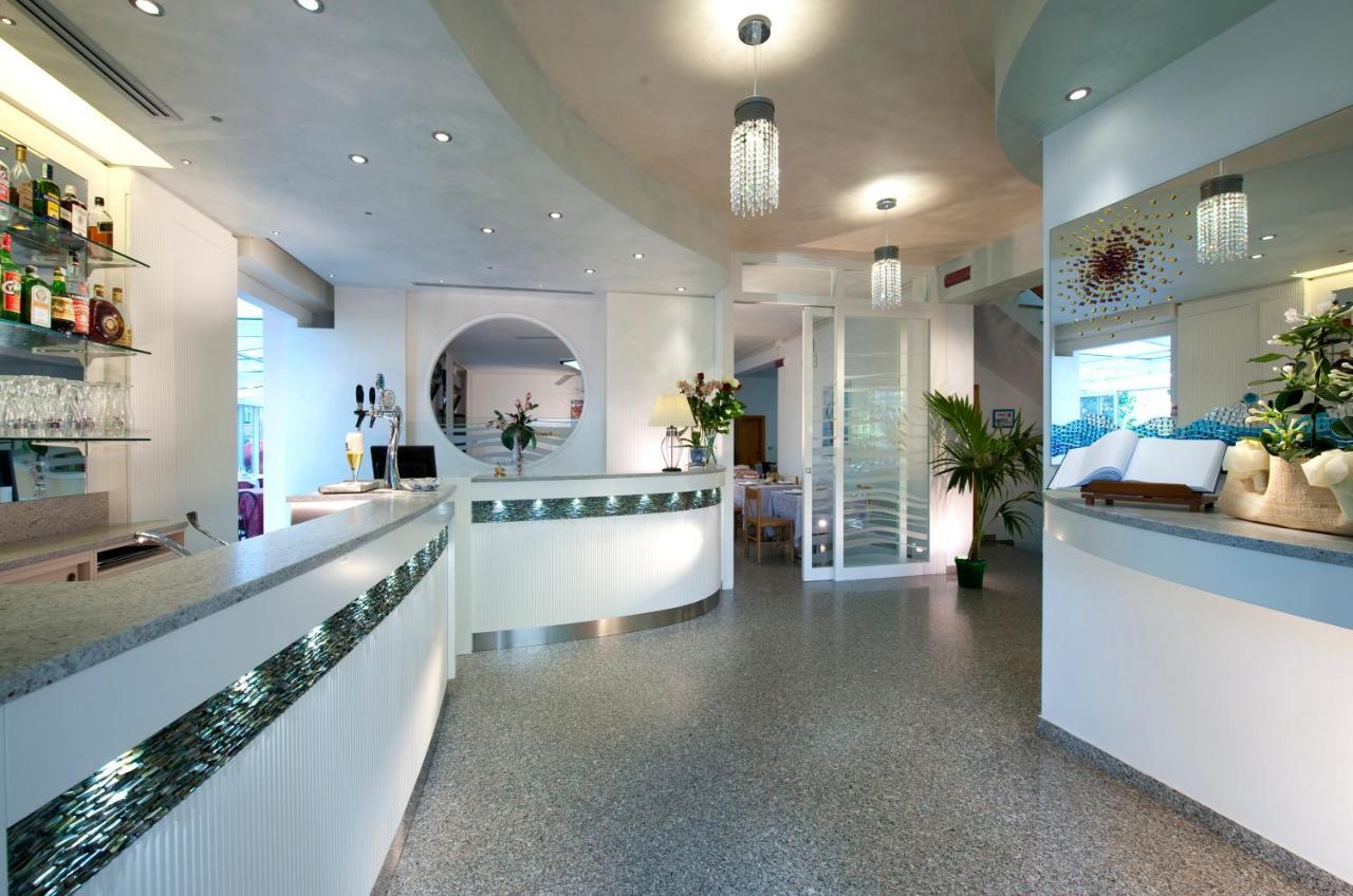 Hotel Felix Rimini Zewnętrze zdjęcie